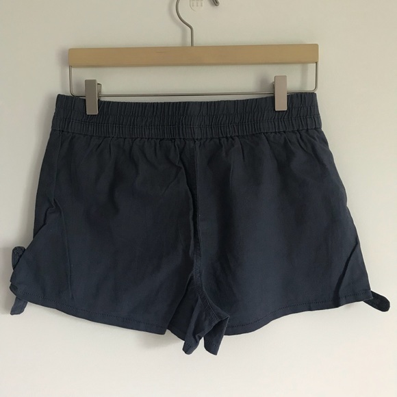 LOFT “Running Short” - Picture 2 of 3